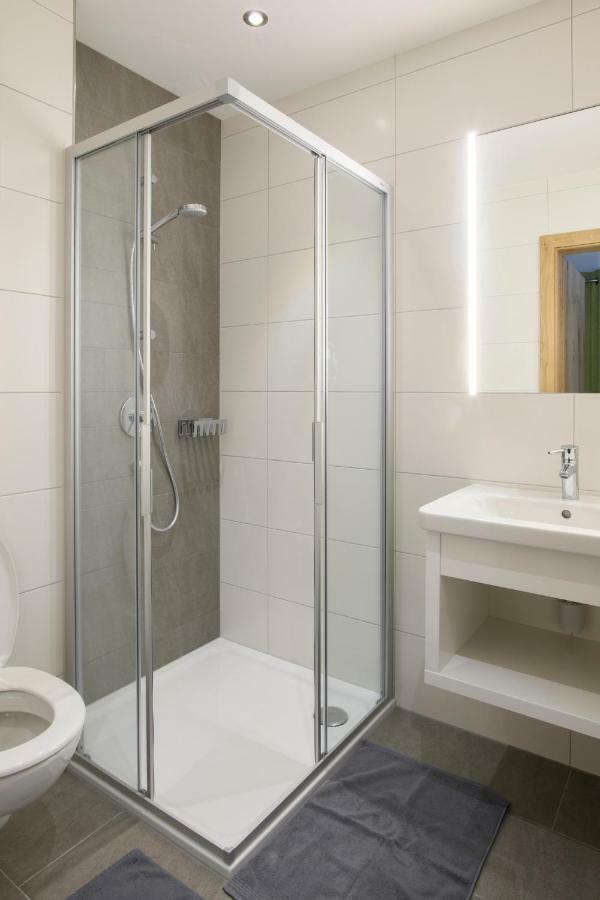 Almstueble Bergfrieden Hotel Damuels Ngoại thất bức ảnh