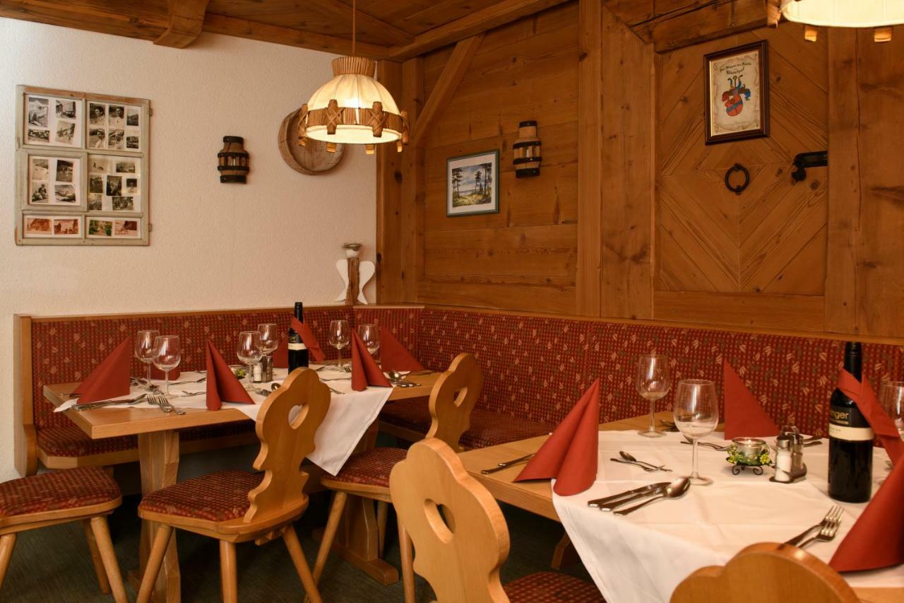 Almstueble Bergfrieden Hotel Damuels Ngoại thất bức ảnh